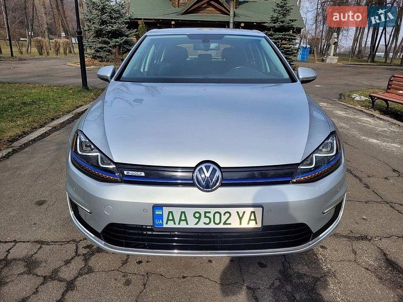 Volkswagen e-Golf 2015