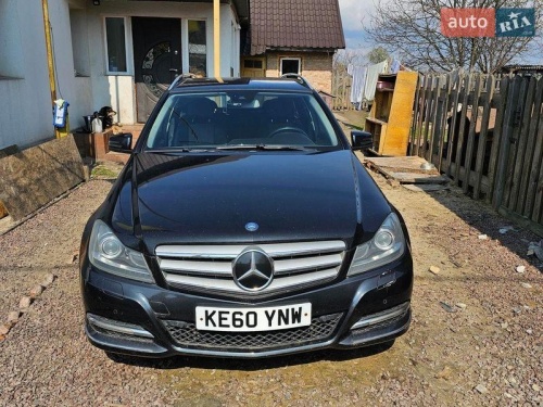Mercedes-Benz C-Class 2011