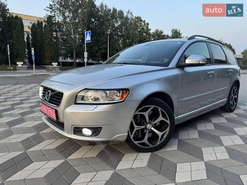 Volvo V50 2011