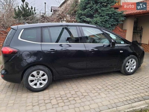 Opel Zafira 2014