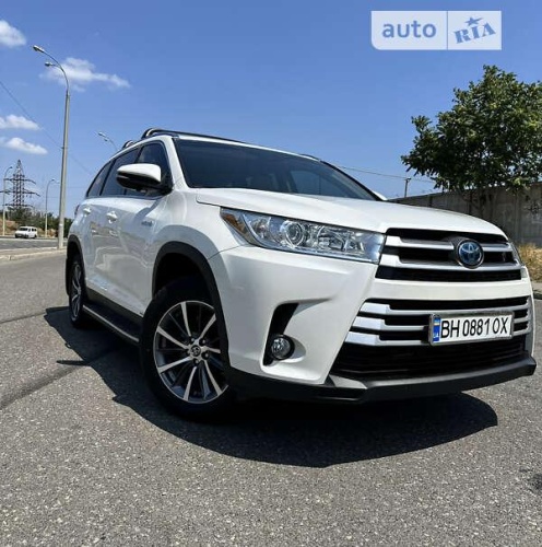 Toyota Highlander 2019