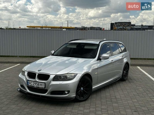 BMW 3 Series 2010