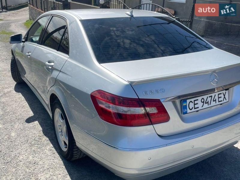 Mercedes-Benz E-Class 2009