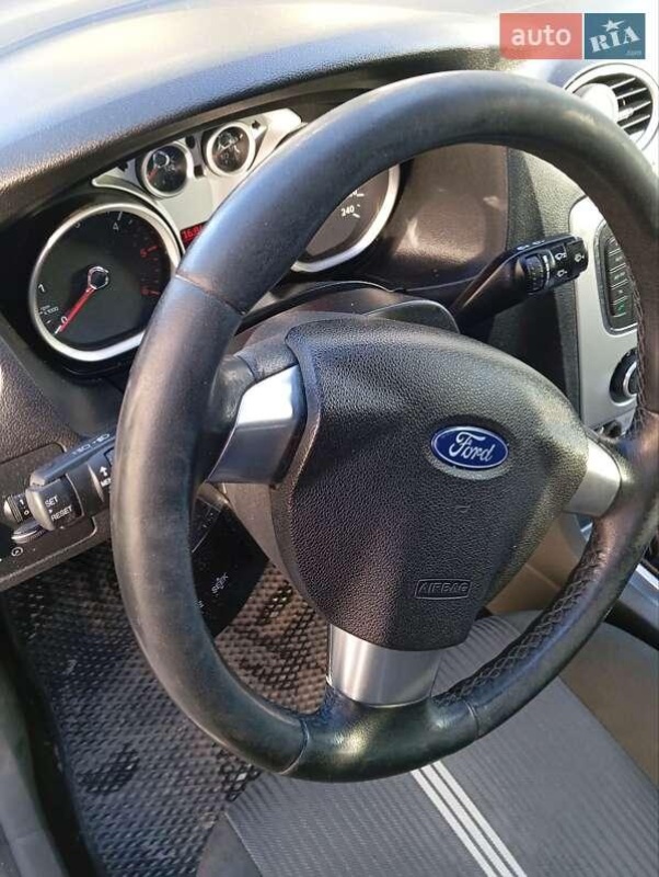 Ford Focus 2010