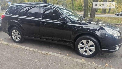 Subaru Outback 2011