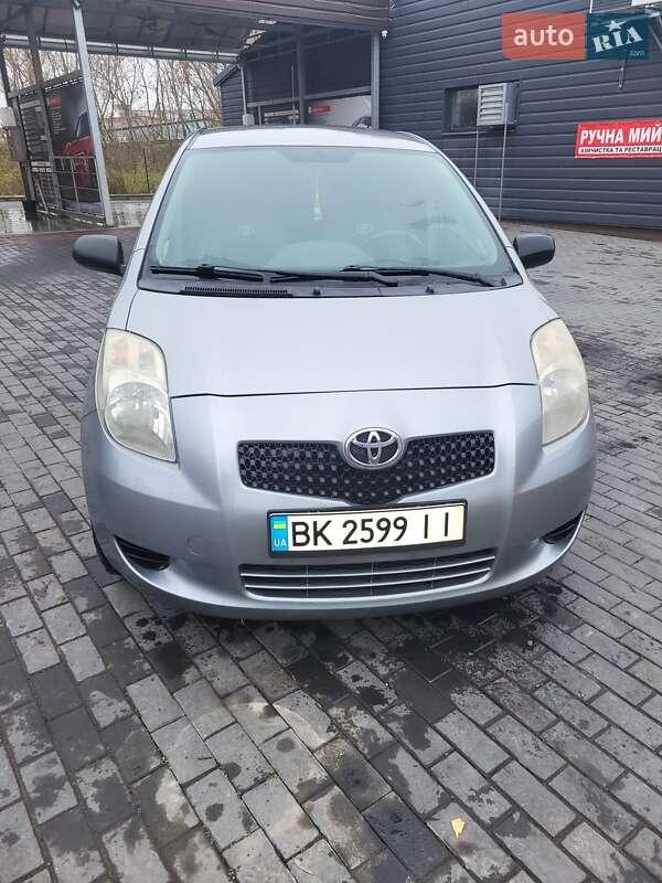 Toyota Yaris 2008