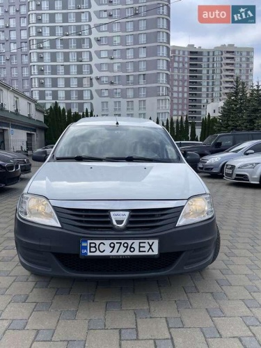 Dacia Logan 2011