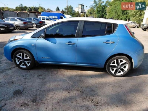 Nissan Leaf 2014