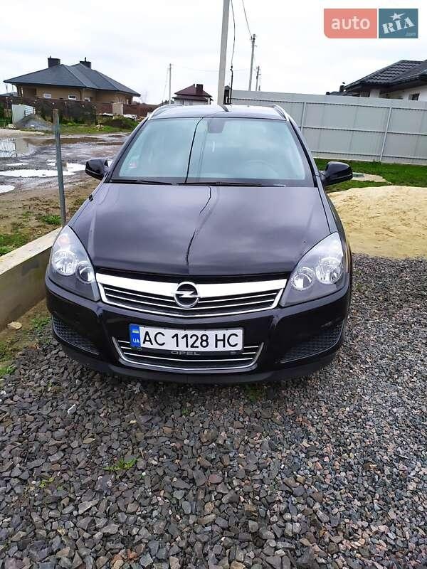 Opel Astra 2010