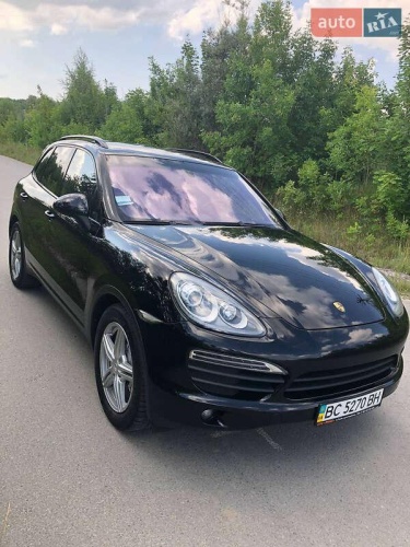 Porsche Cayenne 2011