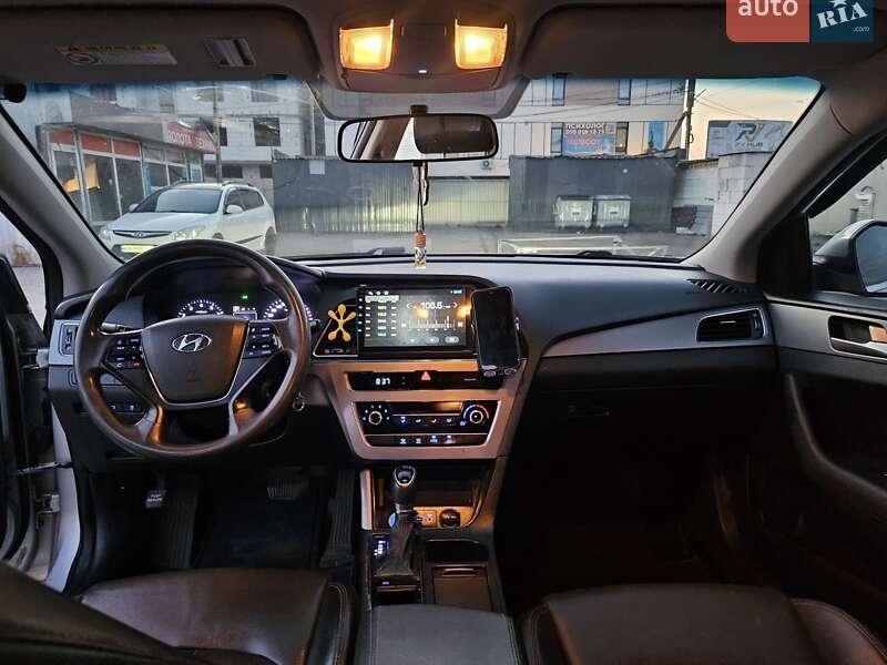 Hyundai Sonata 2017