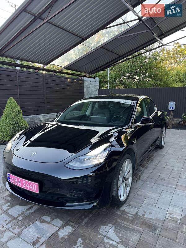 Tesla Model 3 2019