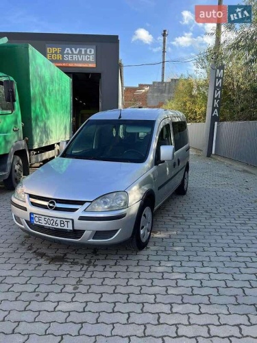 Opel Combo 2010