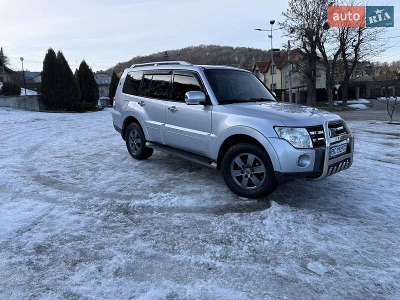 Mitsubishi Pajero Wagon 2008