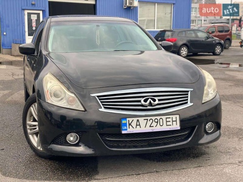 Infiniti G37 2013