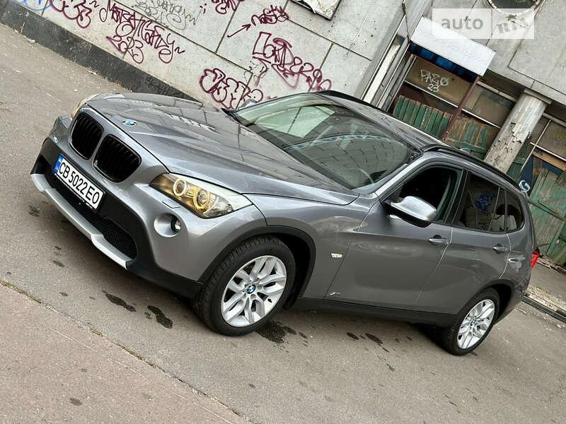 BMW X1 2011