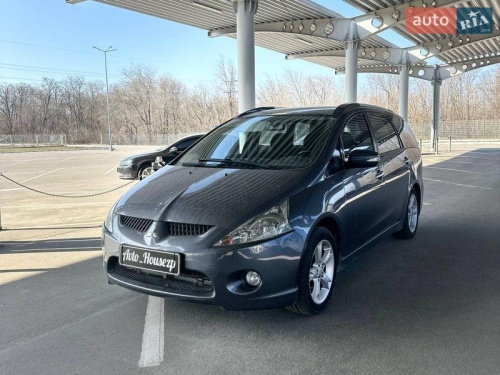 Mitsubishi Grandis 2008