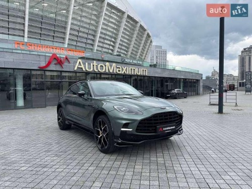 Aston Martin DBX 707 2024