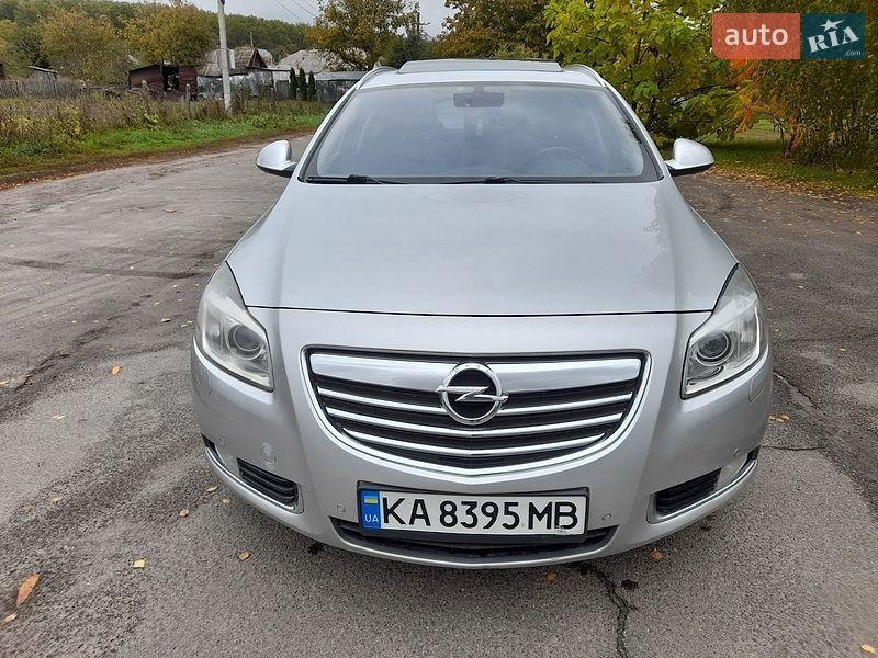 Opel Insignia 2011