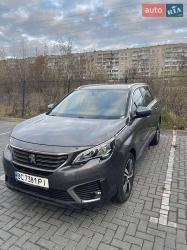 Peugeot 5008 2018
