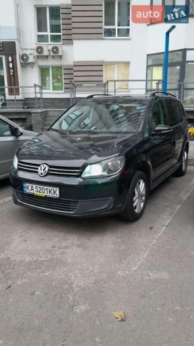 Volkswagen Touran 2013