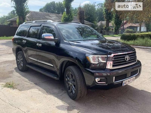 Toyota Sequoia 2018