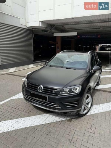 Volkswagen Touareg 2015