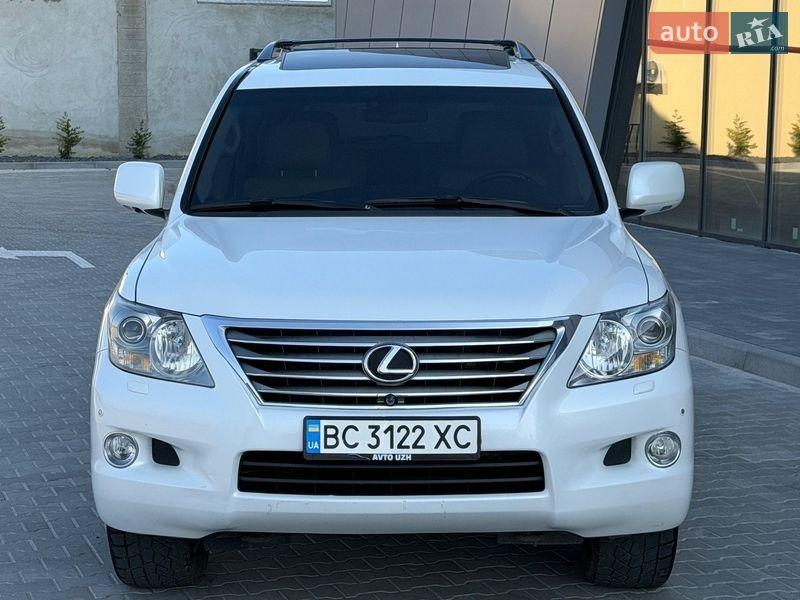 Lexus LX 2008