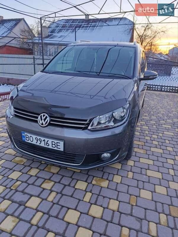 Volkswagen Touran 2013
