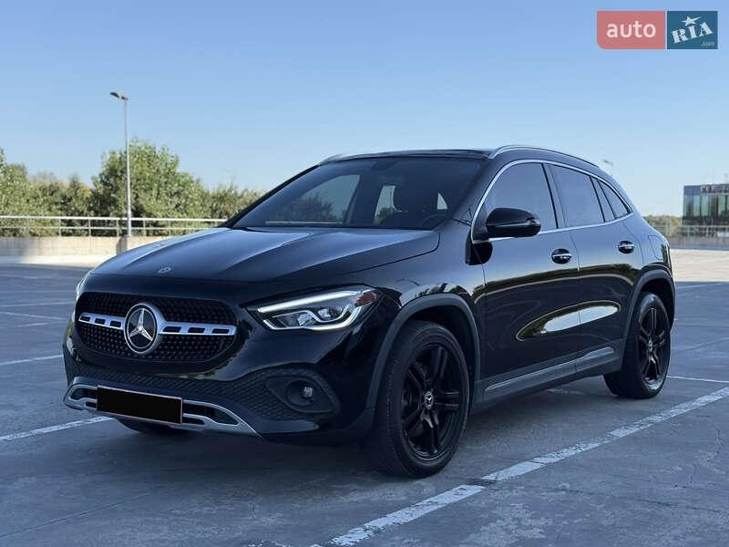 Mercedes-Benz GLA-Class 2020