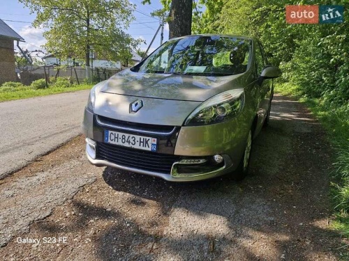 Renault Scenic 2012