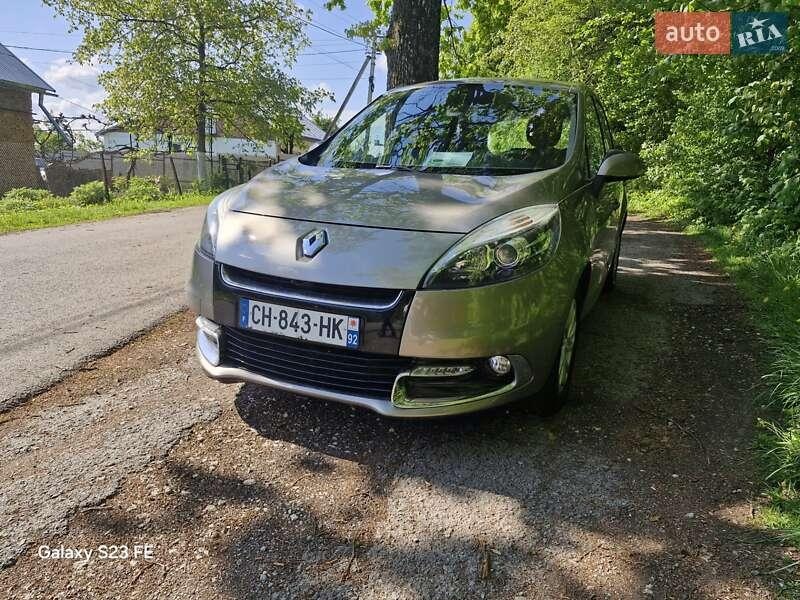 Renault Scenic 2012