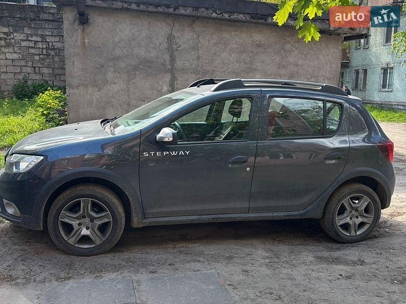 Renault Sandero StepWay 2021