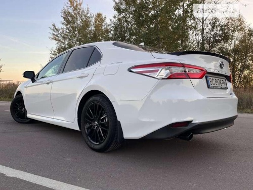 Toyota Camry 2020