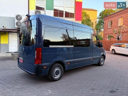 Mercedes-Benz Sprinter 2021