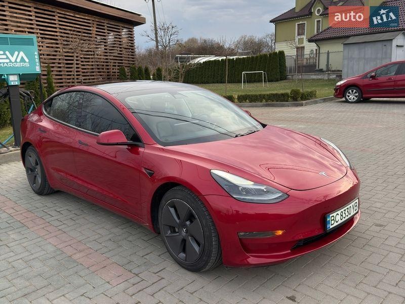 Tesla Model 3 2021