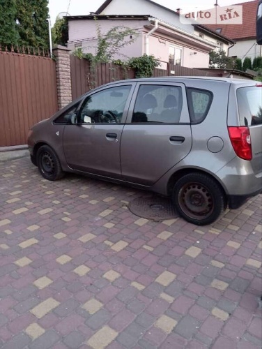 Mitsubishi Colt 2009