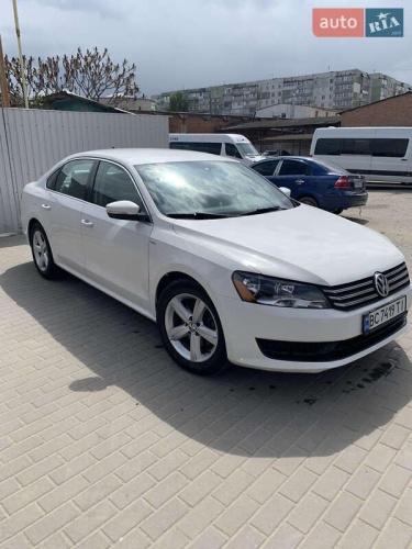 Volkswagen Passat 2013