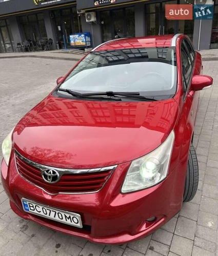 Toyota Avensis 2011