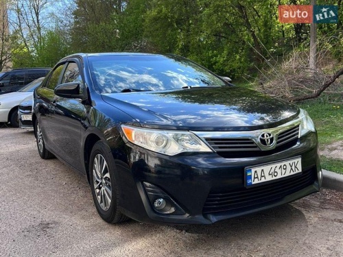 Toyota Camry 2014