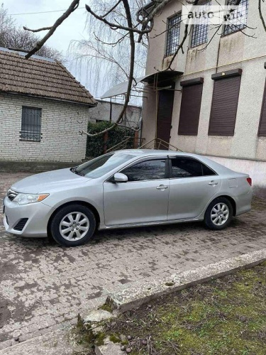 Toyota Camry 2013