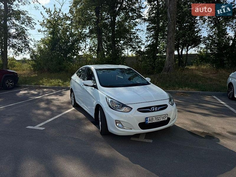 Hyundai Accent 2013