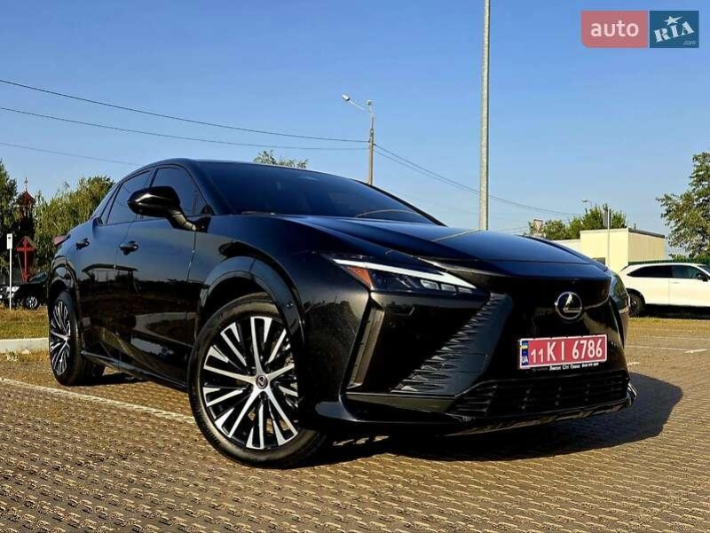 Lexus RZ 2023