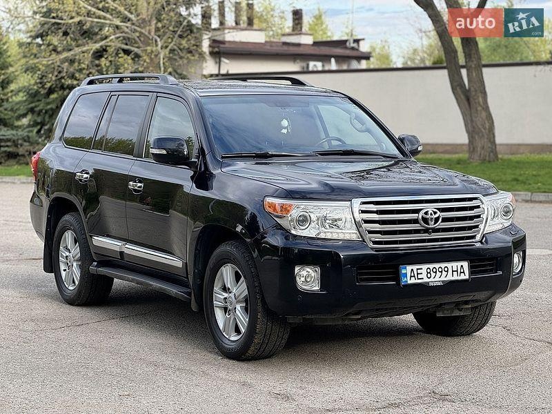 Toyota Land Cruiser 2013