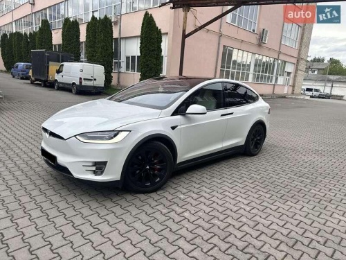 Tesla Model X 2017