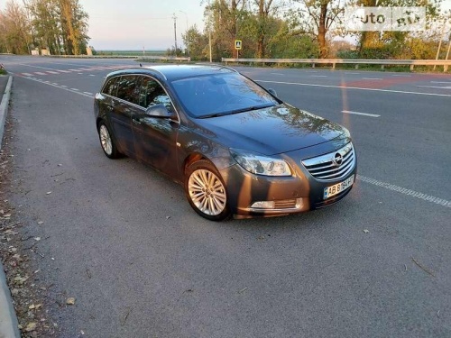 Opel Insignia 2011