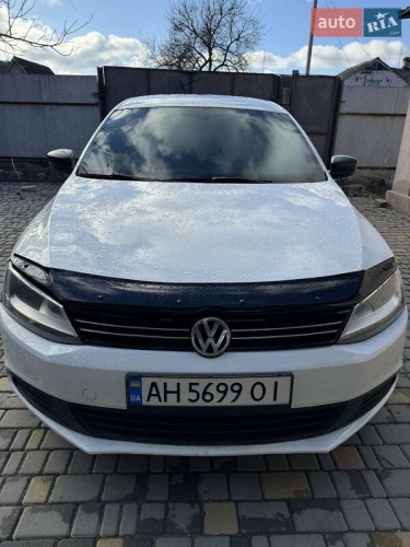 Volkswagen Jetta 2014