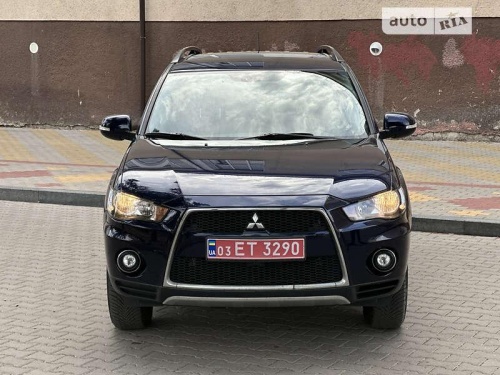 Mitsubishi Outlander XL 2011