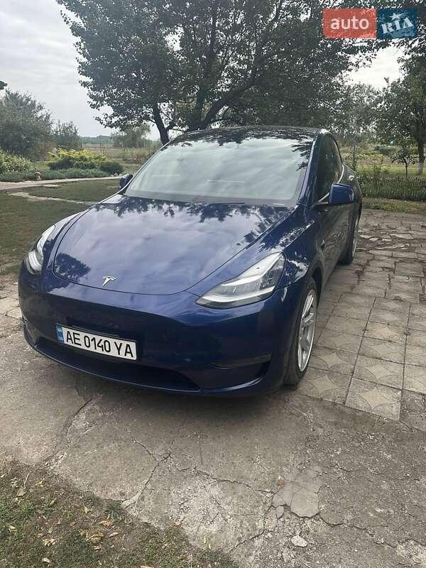Tesla Model Y 2020