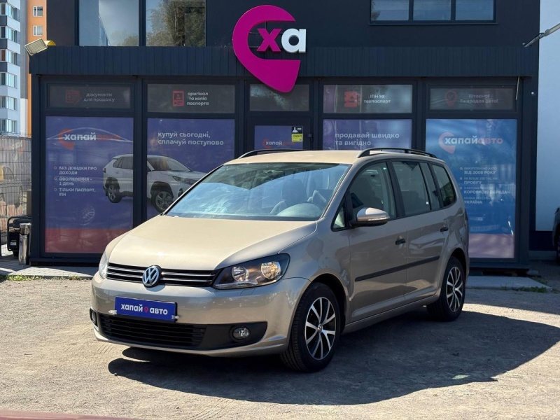 Volkswagen Touran 2012